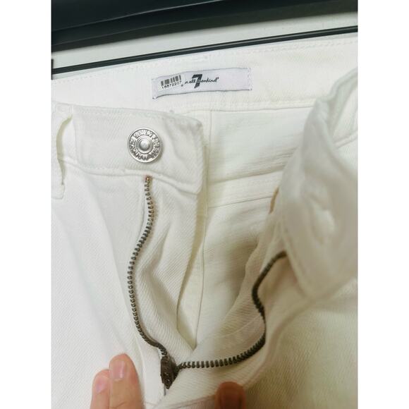 7 FOR ALL MANKIND White Cotton Blend Cuffed Hems Logan Straight Leg Jeans 25 - Picture 8 of 16